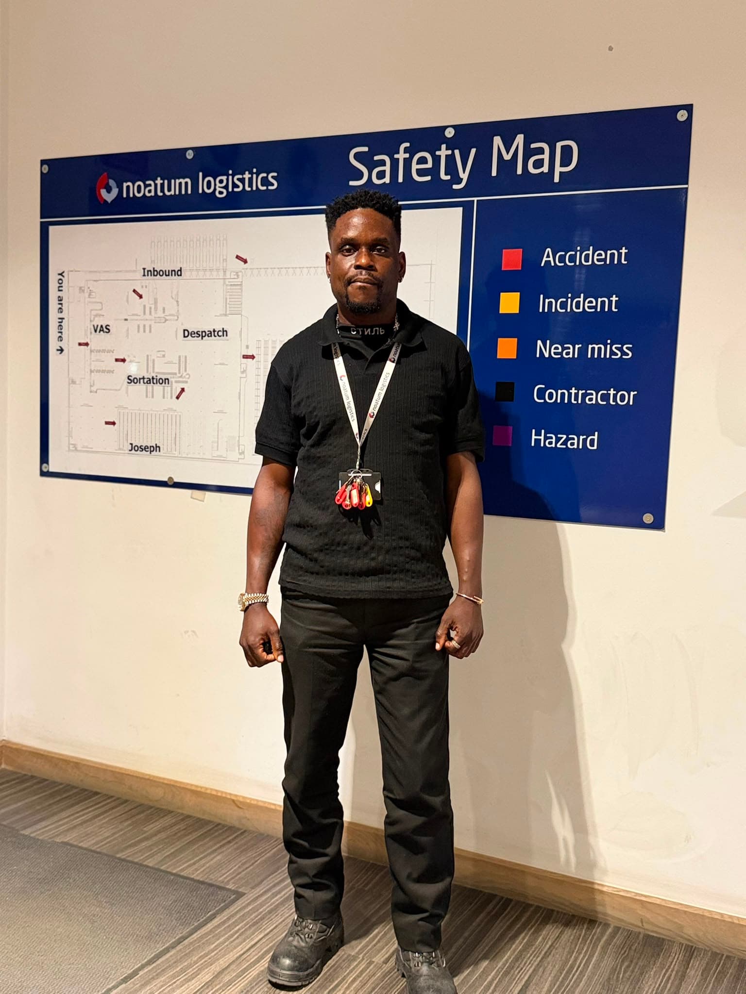 Security monitoring goods in a warehouse